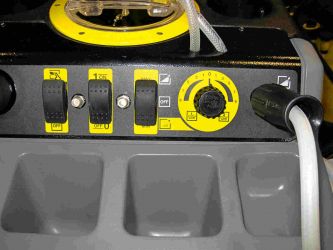 Univerz�ln� �istic� za��zen� AP 100/50 M antr.