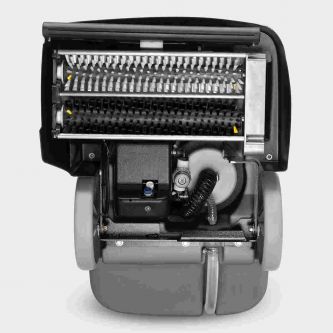 Stroj na �i�t�n� koberc� BRC 45/45 C