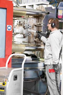 Za��zen� pro otrysk�v�n� such�m ledem IB 7/40 Adv