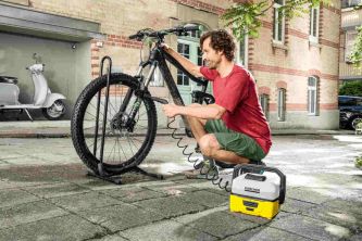 OC 3 Explorer Bike n�zkotlak� bateriov� �isti� s v�bavou pro myt� kol