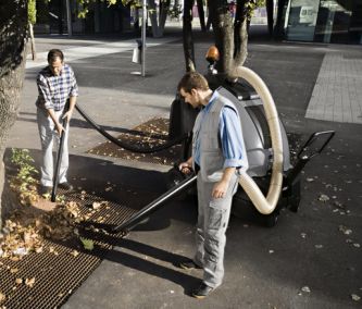 Vyfukovac� trubka s vyfukovac� hadic�